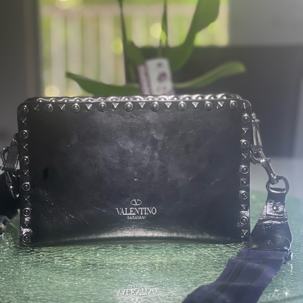 Valentino Garvanne Black Shoulder Bag for Women like new